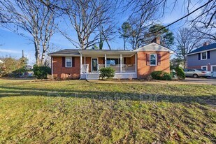 8410 Yolanda Rd in Richmond, VA - Building Photo