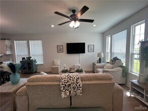 23 El Paso Dr in Weslaco, TX - Building Photo - Building Photo
