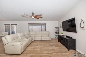 10120 Galaxy Ave in Yuma, AZ - Building Photo - Building Photo