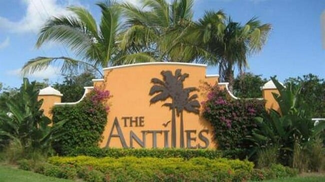 2547 St Lucia Cir in Vero Beach, FL - Building Photo - Building Photo