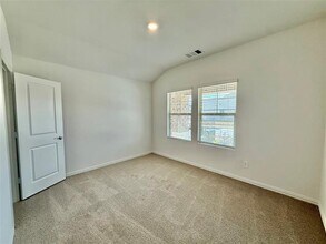 409 Loch Dr in Sherman, TX - Building Photo - Building Photo