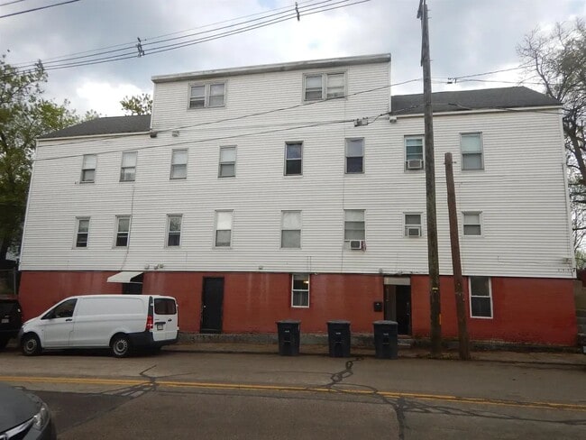 property at 7 Commercial St