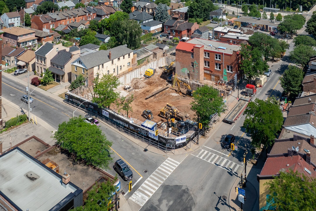 325 James St N in Hamilton, ON - Building Photo