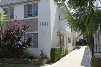 1941 Malcolm Ave in Los Angeles, CA - Building Photo - Building Photo