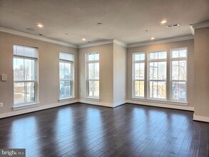 820 Fern Pl NW in Washington, DC - Foto de edificio - Building Photo