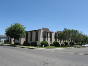 Lolita Apartments in Santa Maria, CA - Building Photo - Building Photo