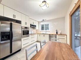 15 Norfolk Ct in Rock Hill, NY - Building Photo