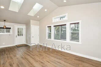 320 166th Pl SE in Bothell, WA - Building Photo - Building Photo