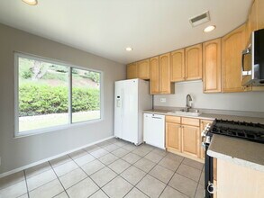 4719 Colony Dr in Camarillo, CA - Building Photo - Building Photo