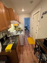 10 Symphony Rd, Unit 9 in Boston, MA - Building Photo