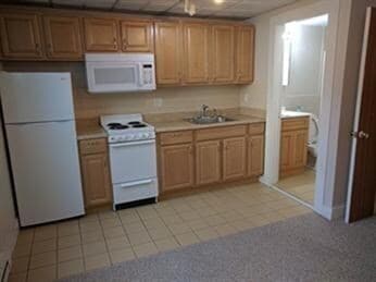 1504 Concord St in Framingham, MA - Building Photo