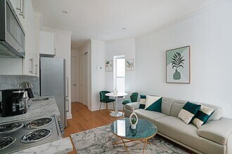 207 E 33rd St in New York, NY - Building Photo - Building Photo