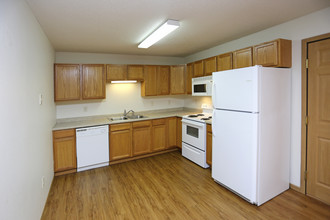 Campus Place 8 Apartments in Grand Forks, ND - Building Photo - Interior Photo