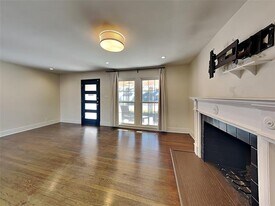 5027 Wenonah Dr in Dallas, TX - Building Photo