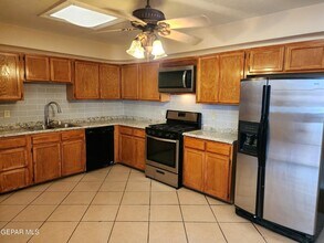 3431 Aurora Ave in El Paso, TX - Building Photo - Building Photo