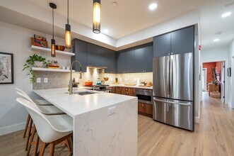 201 New York Ave in Jersey City, NJ - Building Photo - Building Photo