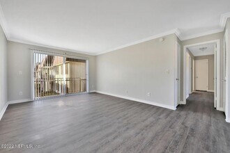 7346 El Barco Rd in Jacksonville, FL - Building Photo - Building Photo