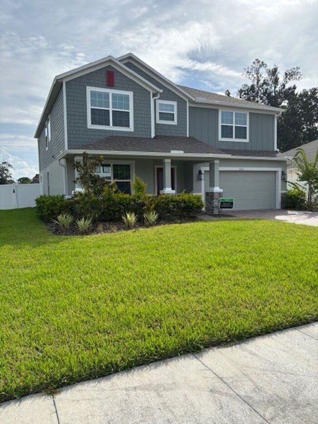 property at 2211 Elegant Mnr Cir