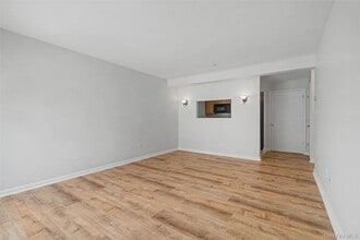 261 Ruth Ct in Middletown, NY - Building Photo - Building Photo