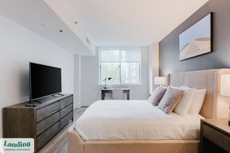 1221 S Eads St, Unit 01-0418 in Arlington, VA - Building Photo - Building Photo