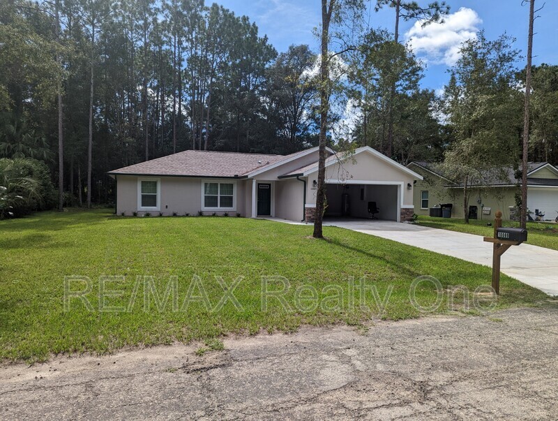 10069 N Wayland Ave in Citrus Springs, FL - Building Photo