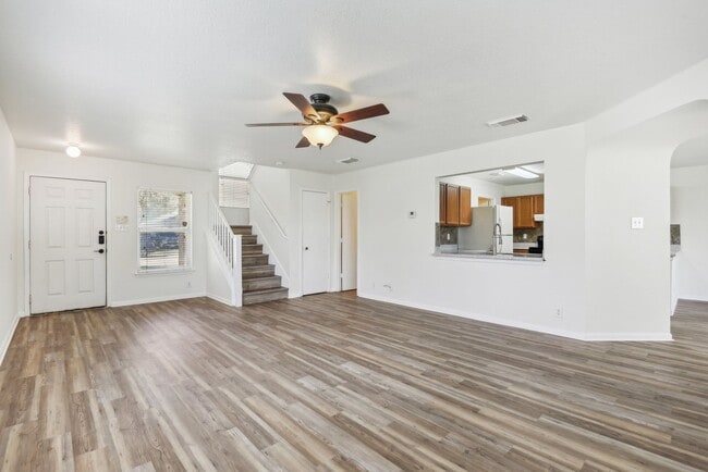 16216 Ike Ln in Selma, TX - Building Photo - Building Photo