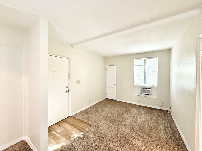 2717 Hadley St in Houston, TX - Building Photo - Building Photo