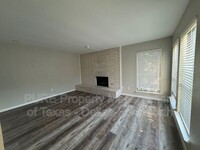 2301 Mistletoe Dr in Fort Worth, TX - Building Photo - Building Photo