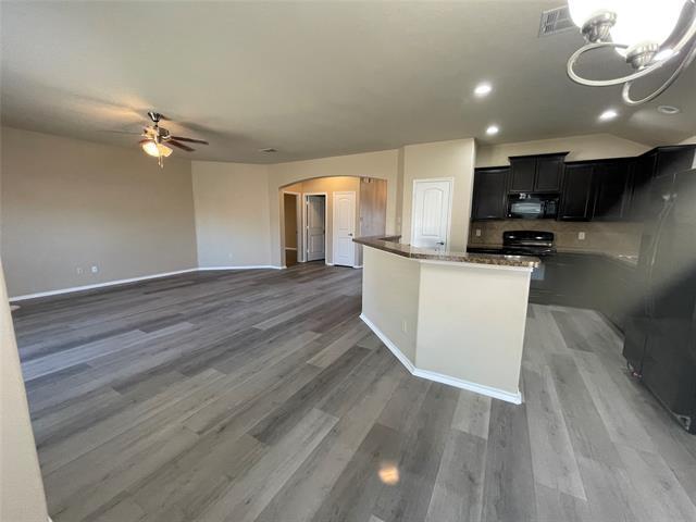 1117 Lake Grove Dr in Little Elm, TX - Building Photo - Building Photo