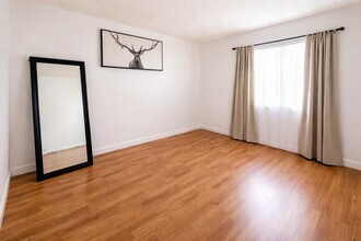 2001 Woolbright Rd in Boynton Beach, FL - Building Photo - Building Photo