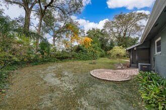 116 Willow Ave in Altamonte Springs, FL - Foto de edificio - Building Photo
