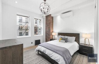 9 E 16th St in New York, NY - Building Photo - Building Photo