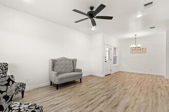 3602 Hill Rd in Killeen, TX - Foto de edificio - Building Photo