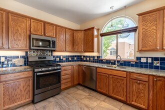 1573 Kachina Ridge Dr in Santa Fe, NM - Building Photo - Building Photo