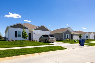 The Trails in Elkhorn, NE - Foto de edificio - Building Photo