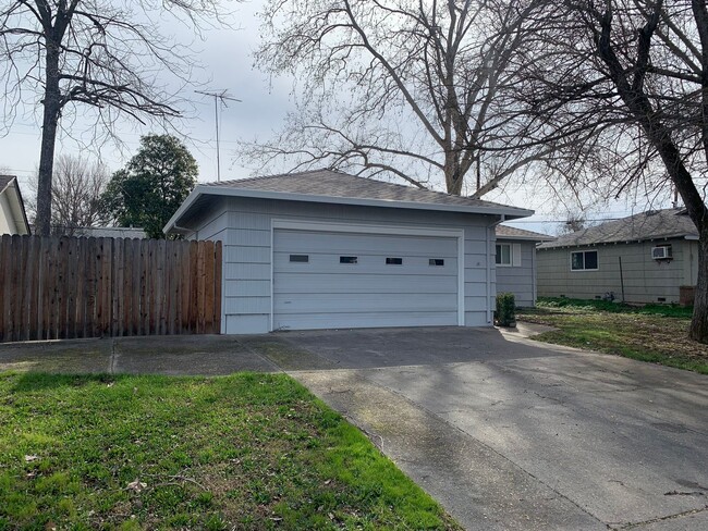 10528 Dolecetto Dr in Rancho Cordova, CA - Building Photo - Building Photo