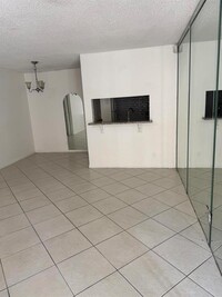 840 Twin Lakes Dr in Coral Springs, FL - Building Photo - Building Photo