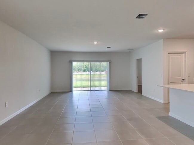 258 Amber Way in Kissimmee, FL - Foto de edificio - Building Photo