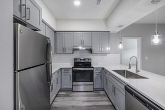 Faris Residences Moncks Corner in Moncks Corner, SC - Foto de edificio - Interior Photo