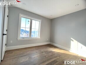 367 Market St, Unit 5F-2 in Boston, MA - Building Photo - Building Photo