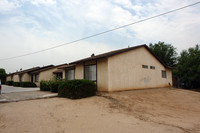 15334 Sequoia Ave in Hesperia, CA - Building Photo - Building Photo