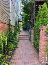 215 14th Ave E in Seattle, WA - Building Photo - Building Photo