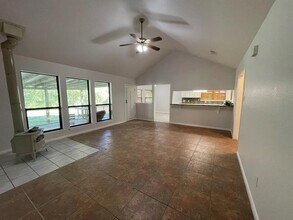 5001 Blue Bluff Rd in Austin, TX - Building Photo - Building Photo