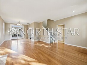 135 Wilbur St in Lake Oswego, OR - Building Photo - Building Photo