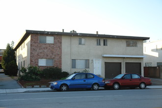 1656 Newhall St in Santa Clara, CA - Building Photo - Building Photo