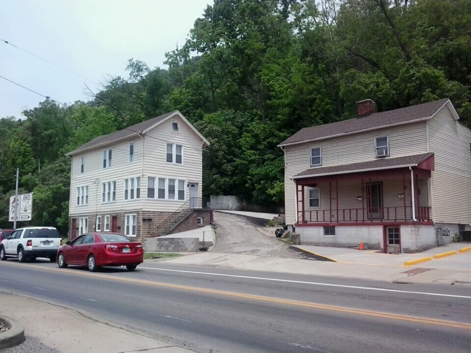 400 Main St in Bridgeport, OH - Building Photo