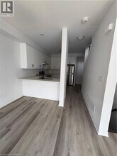461 Blackburn Dr in Brantford, ON - Building Photo - Building Photo