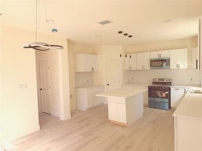 4716 Frank St in Dallas, TX - Building Photo - Building Photo