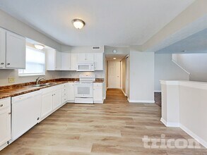 1485 Bluestem Dr in Greenwood, IN - Building Photo - Building Photo