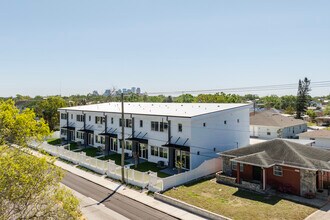 2608 W Columbus Dr in Tampa, FL - Building Photo - Building Photo